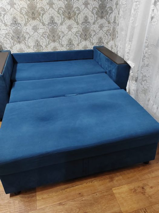 Продам диван в отличном состоянии