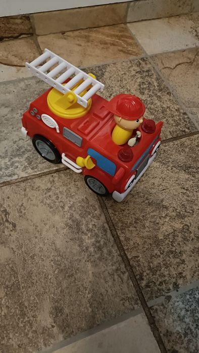 Mașinuțe baeti fete impecabile