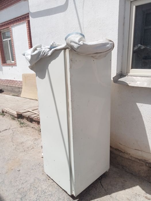 Холодильник на запчасти
