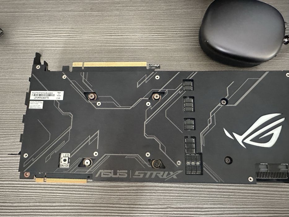 Rtx 2070 super asus rog strix