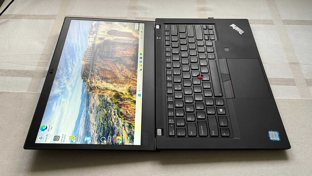 Laptop Lenovo ThinkPad T490 / Intel i5-8265U / 16GB RAM / SSD 2TB Samsung 990 EVO Plus / 14" FHD / Windows 11 Pro