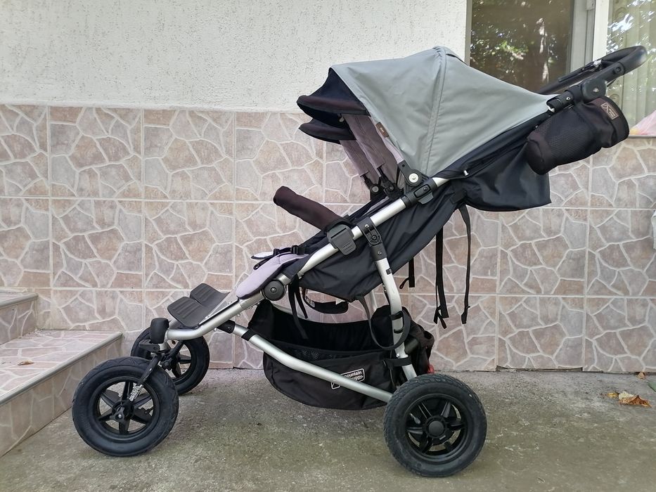 Количка за близнаци Mountain buggy - малко употребявана