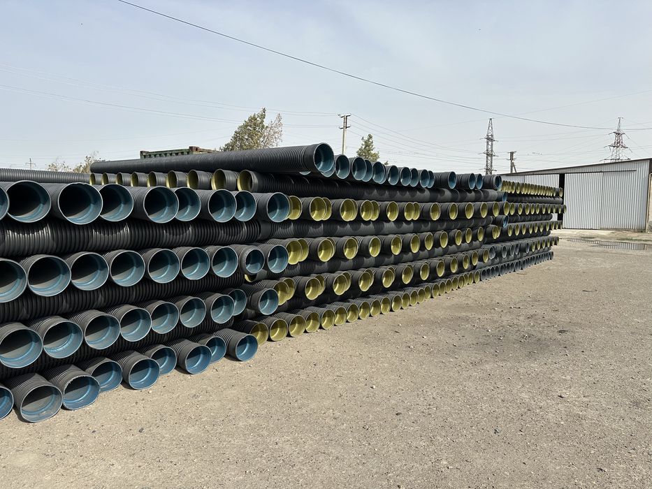 Труба гофра. Полиэтилен гофрированная труба. Gofra truba.