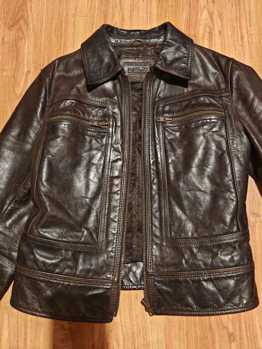 Супер готино дамско кожено яке.