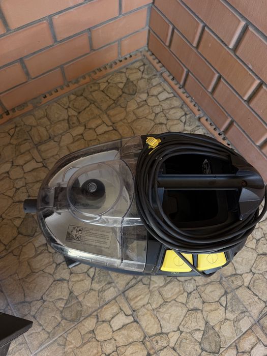 Karcher Puzzi 8/1