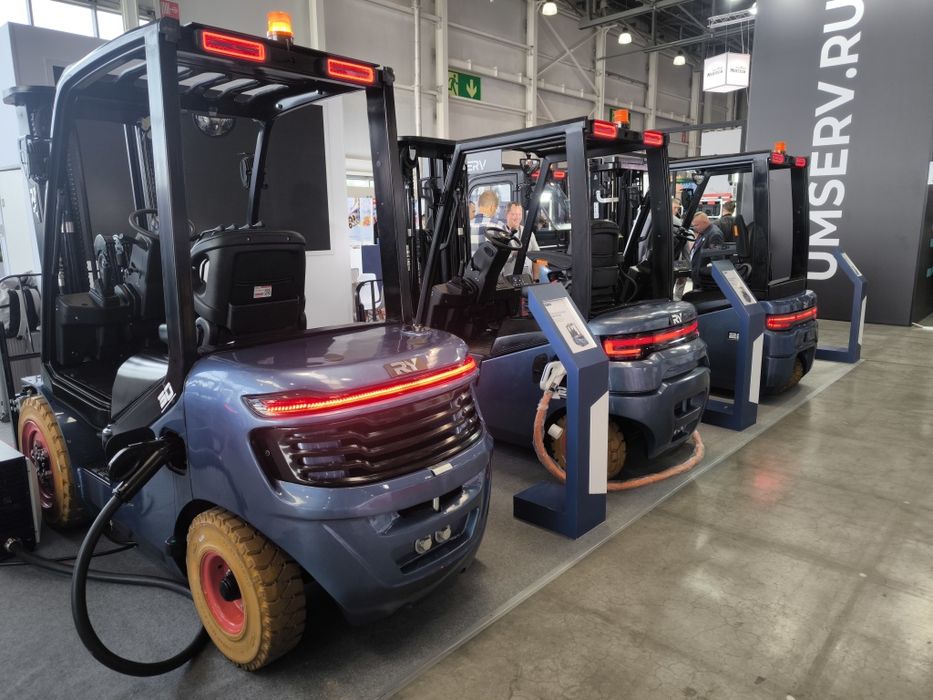 Аренда и продажа спец техники.