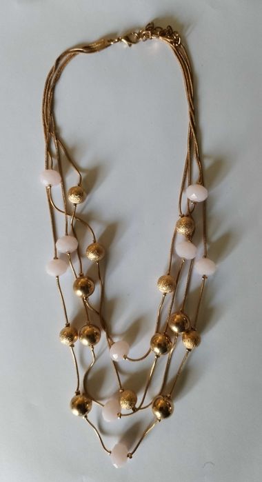 Бижута - колиета, колиета с обеци