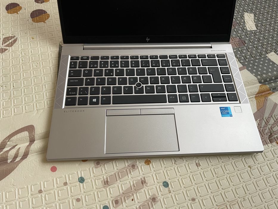 HP Elitebook 840 G8 -като нов