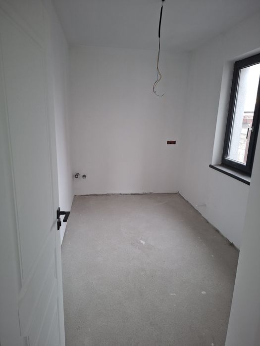 Închiriez Spațiu Comercial bvd.Nicolae Romanescu