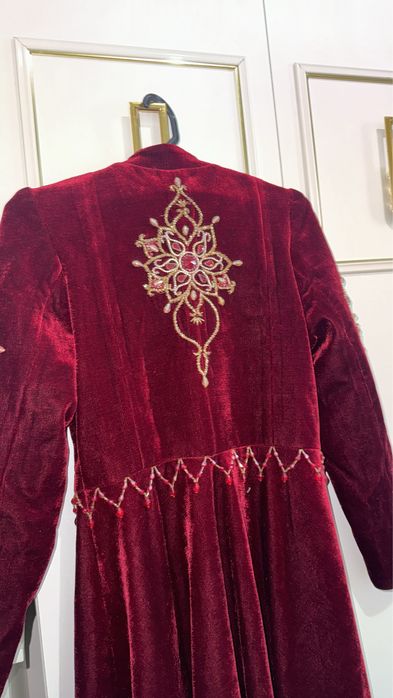 Кәжекей, бешпент