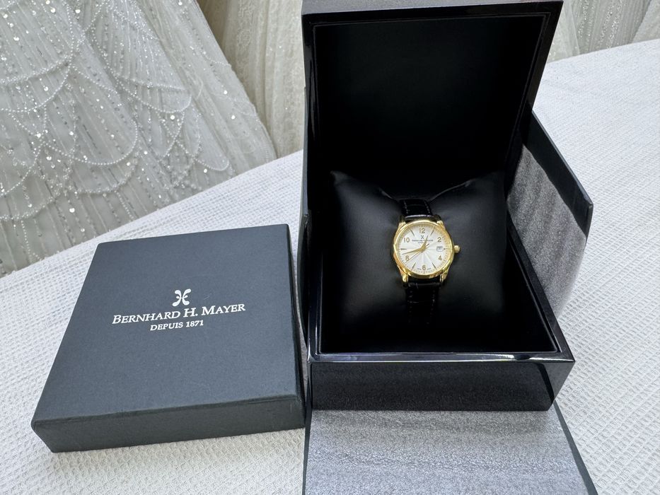 Часы женские оригинал,