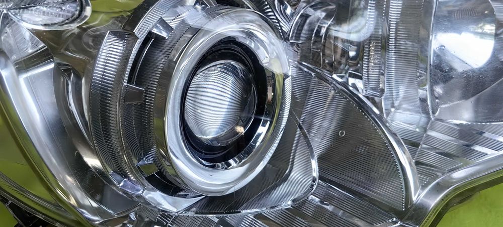 Десен фар за Subaru Outback / Legacy