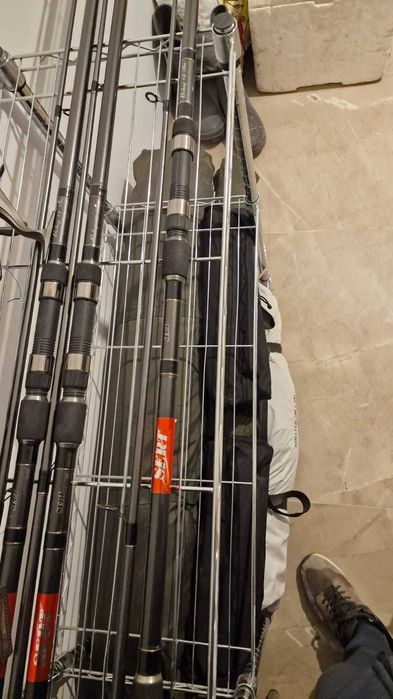 Set complet rodpod + 3 lansete cu mulinete crap SERT, 3,60m, doua tronsoane