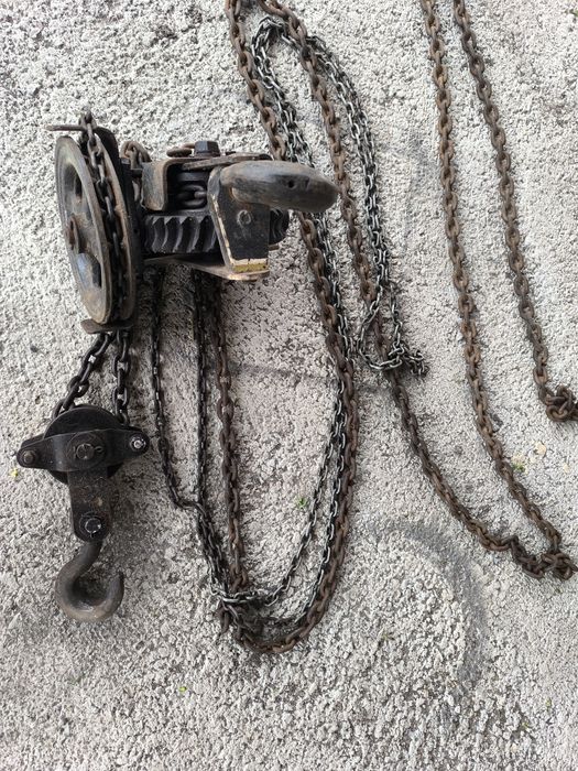 Лебетка голяма и тежка