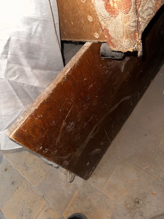 Кровать деревяная размер примерно 110