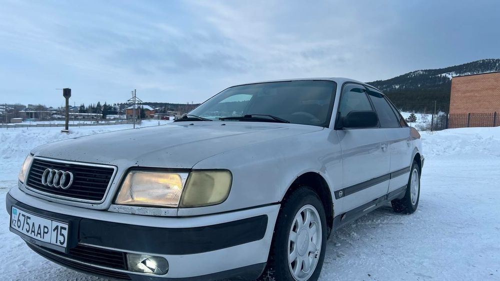 Ауди 100 обьем 2.6 год 1993