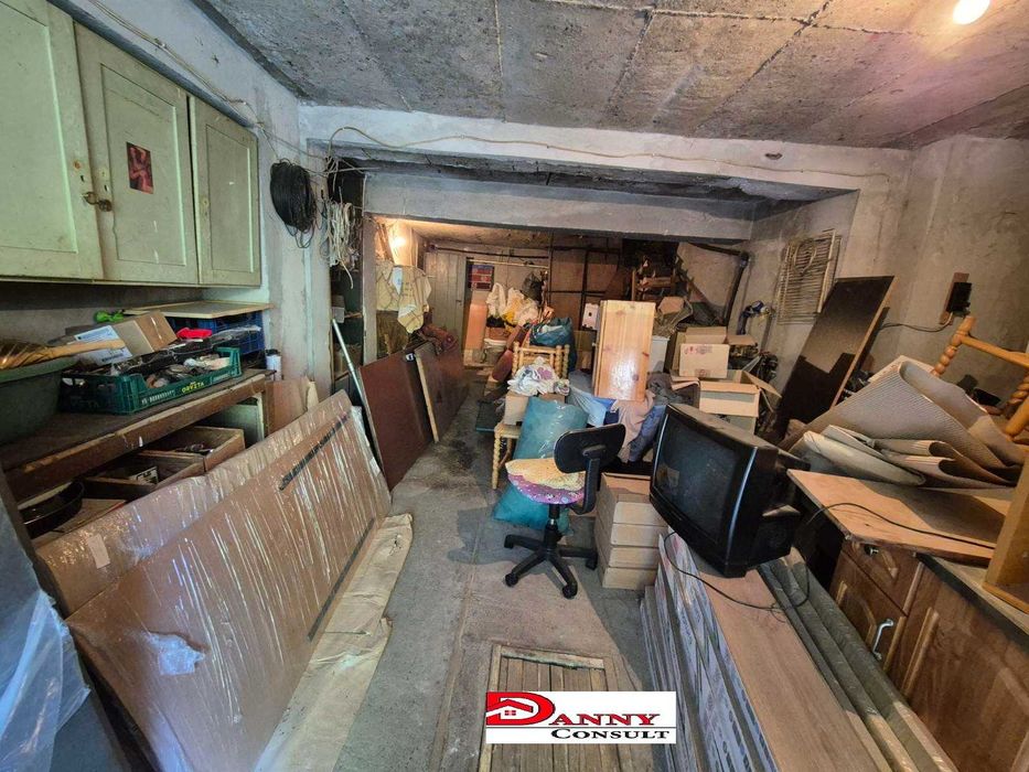 Продава се Етаж от къща в Велико Търново, Акация - 83 кв.м за 2025 €/кв.м - Снимка #21