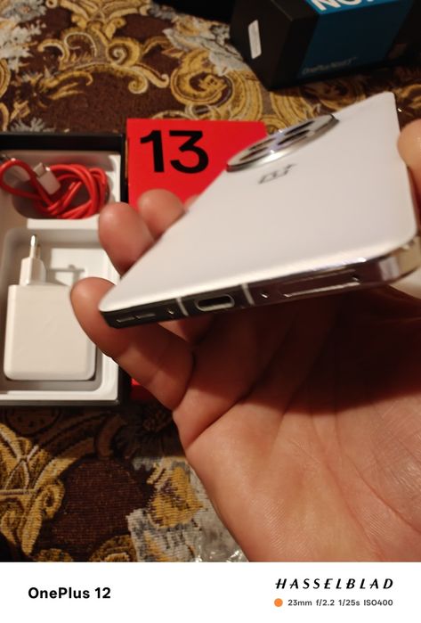 Oneplus 13 12/512 GB super telefon impecabil