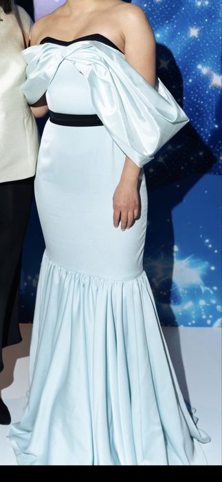 Срочно продаю вечернее платье