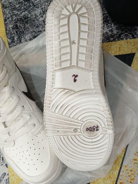 Джорданы   белые