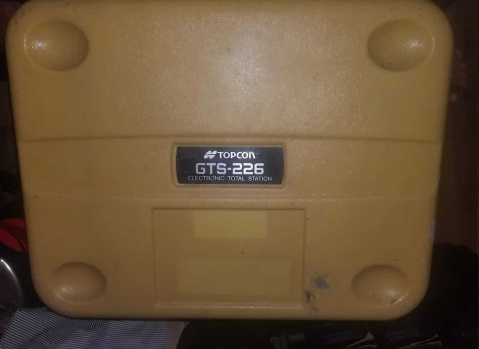 Statie totală topcon
