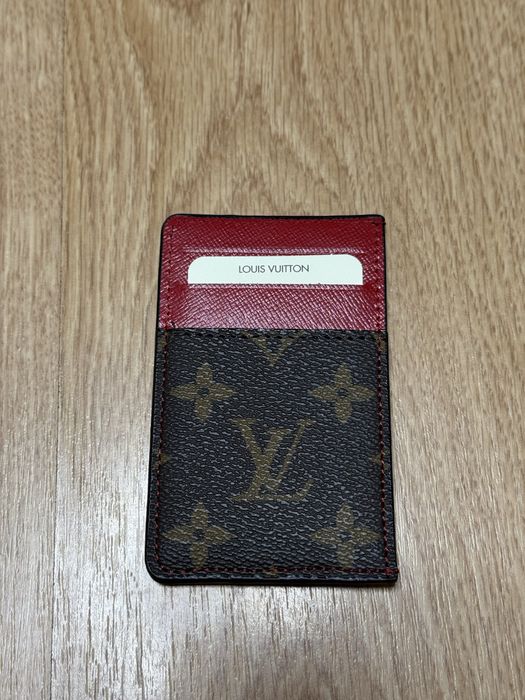 Cardholder Louis Vuttion