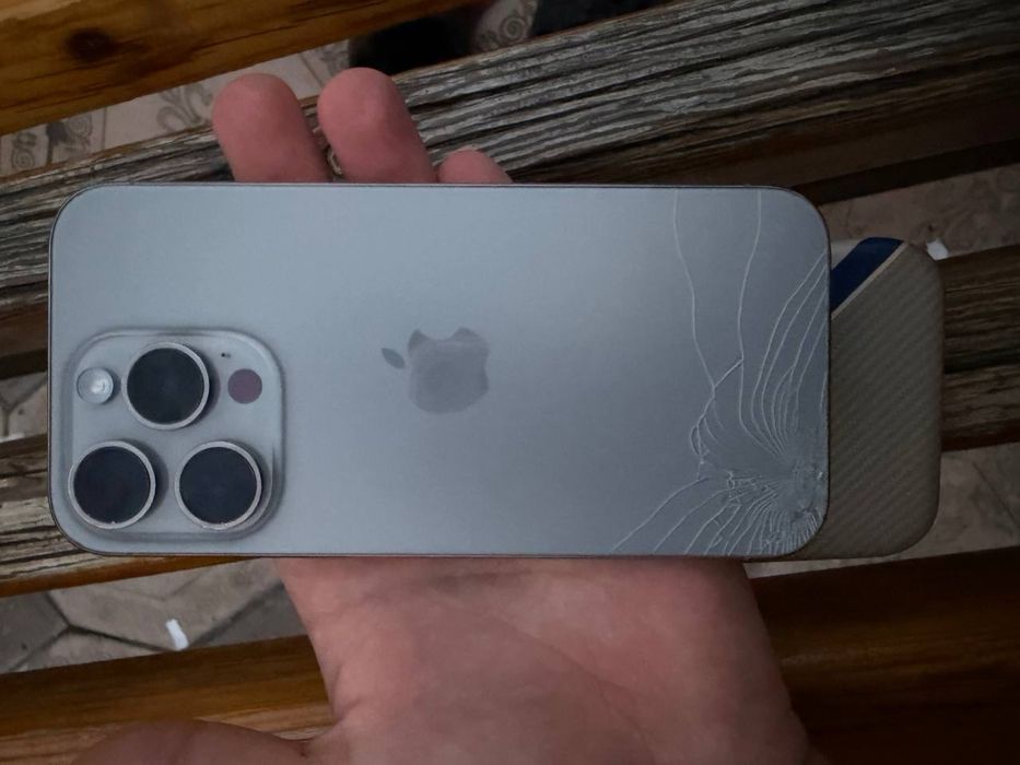 Iphone 15 pro 79%
