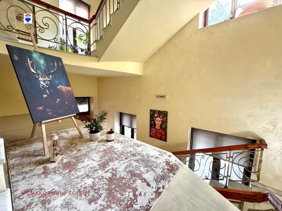 Продава се Промишлена сграда в Русе, Център - 370 кв.м за 6348 €/кв.м - Снимка #13