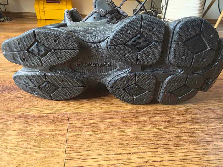 Дамски маратонки/нови/New Balance 9060