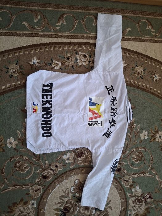 Тайквандо форма .