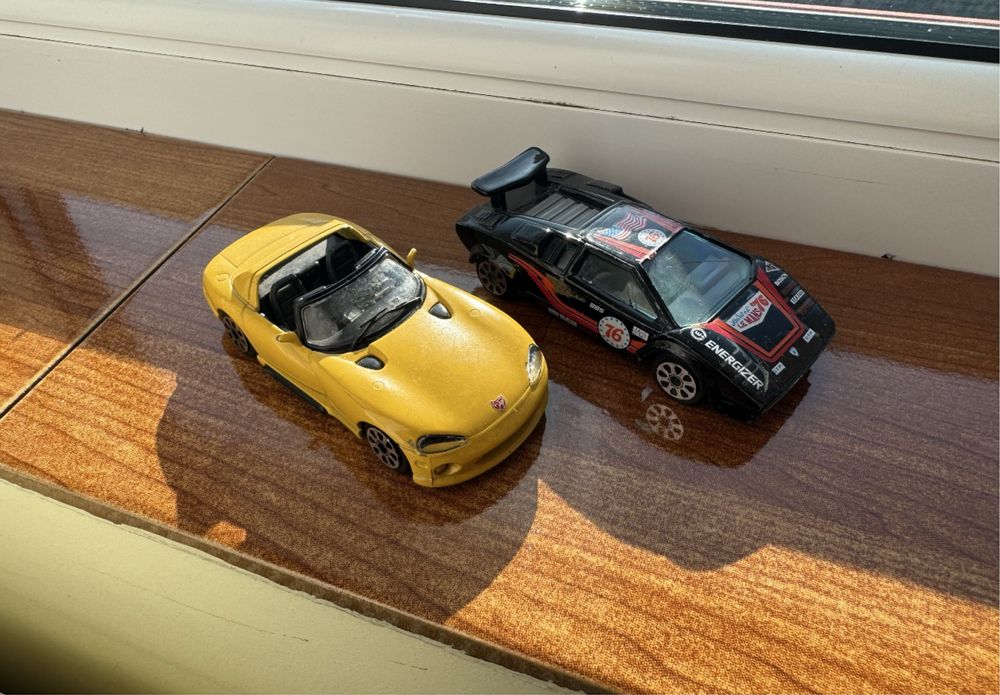 Machete auto 1/43 Burago