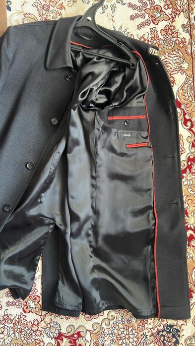 Пальто мужское осеннее черное