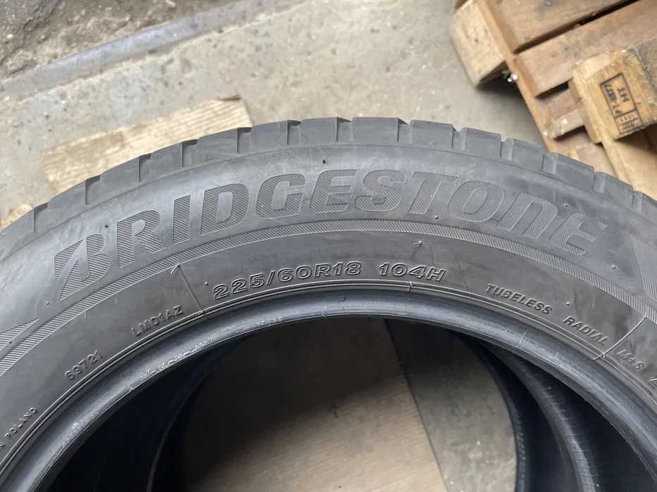 225/60 R18 Bridgestone Blizzak