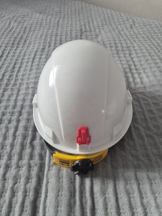 Строительная каска