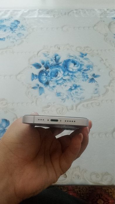 Айфон 14 в хорошем сост