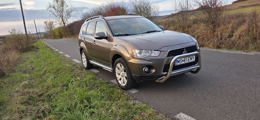 MITSUBISHI Outlander 2011 — imagine 3