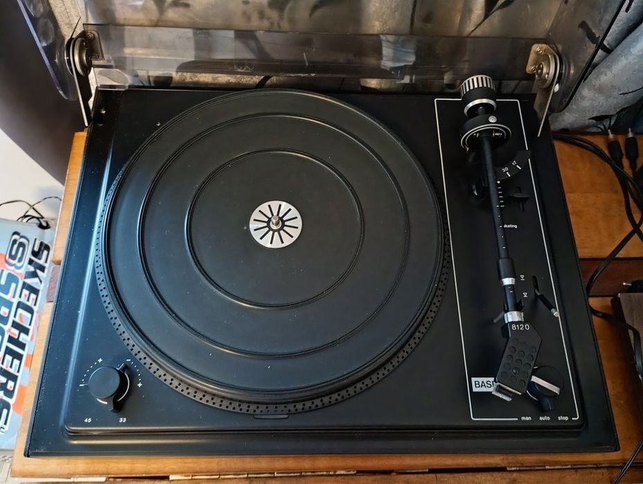 Vând pickup Akai AP A-2 și Basf 8120