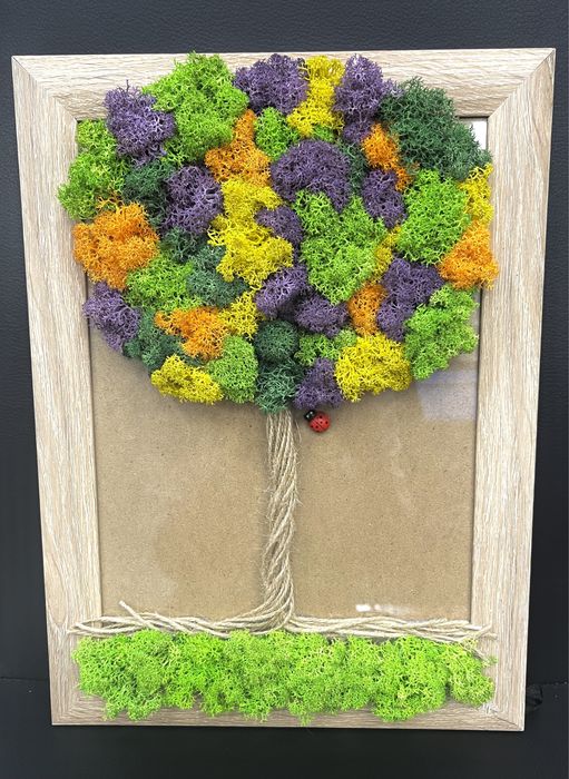 Дървото на живота със скандинавски мъх