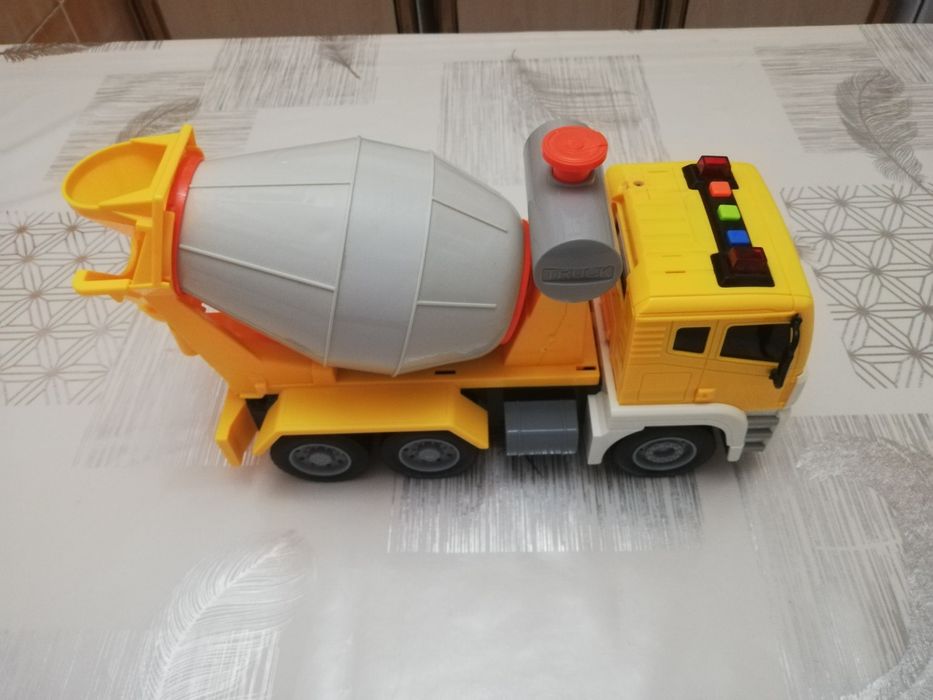 Бетонмилашка игрушкыный