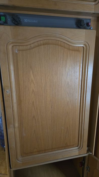 Продам холодильник для автодома