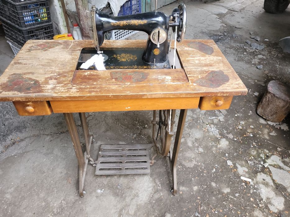 Швейная машинка ПМЗ