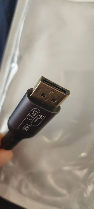 Нов 2 метра Кабел DisplayPort 2.1, 80gbs, 240Hz 16k
