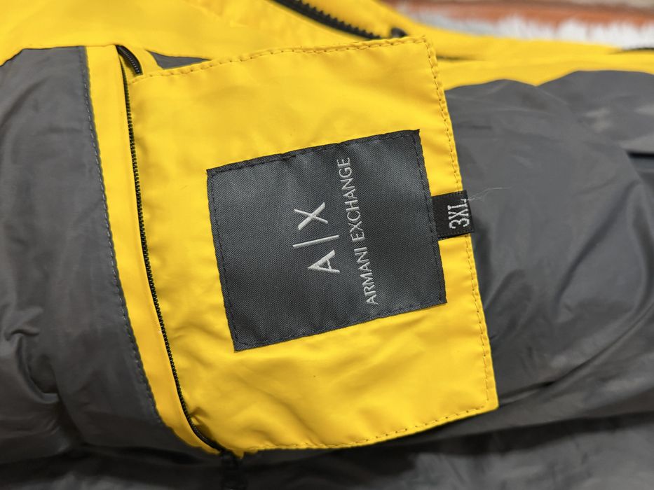 Куртка Armani  L зимняя