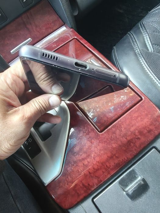 Самсунг S21 128 гб