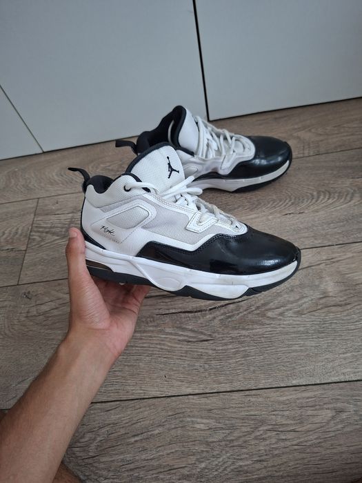 Jordan stay loyal 3