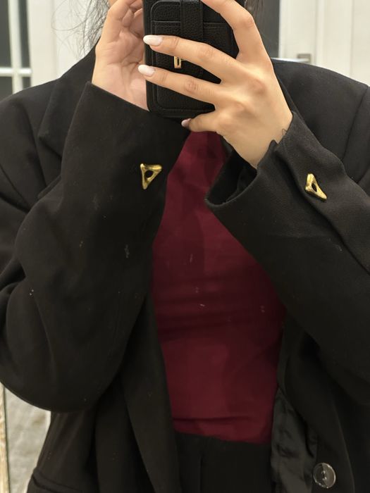 Теплый черный пиджак