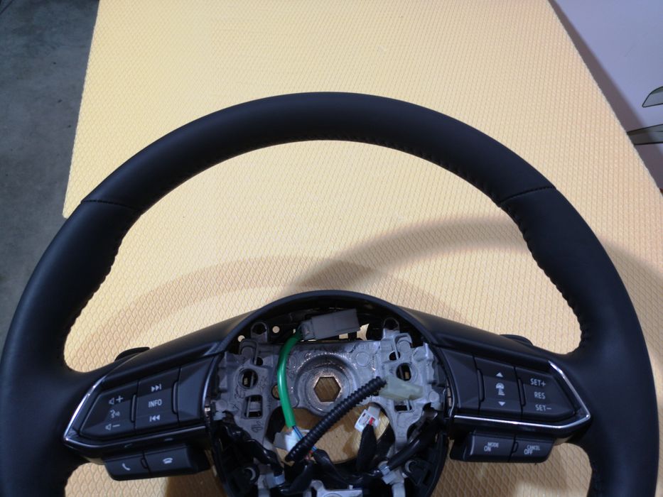 Volan piele comenzi volan padele Mazda 6 2019