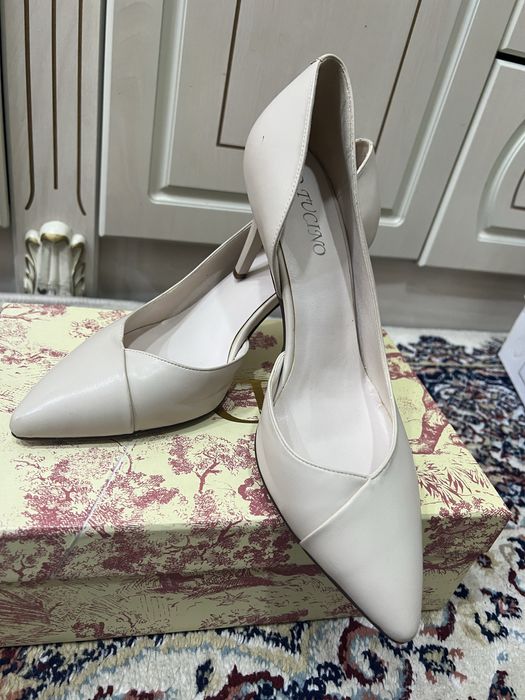 Nikox toyda bir marta kiyilgan