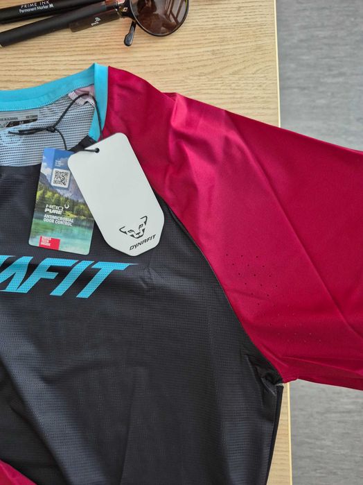 Дамска блуза Dynafit Ride Размер S и М предлага се в два цвята.80 лв.