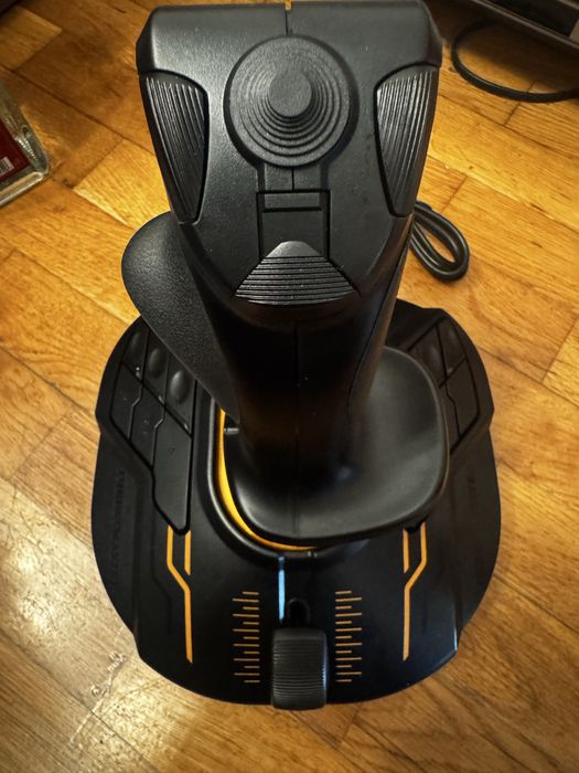 Джойстик за компютър